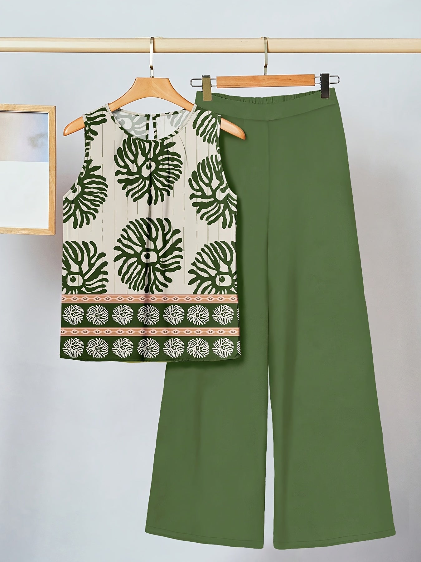 Brittany | Elegant Minimalist Floral Set