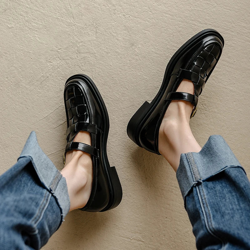 Lumerra Vintage-Inspired Flats