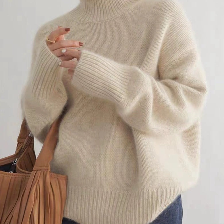 Selena | Elegant Turtleneck